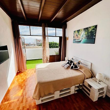 Bed and Breakfast El Jardin De Iris Санта-Крус-де-Тенерифе Экстерьер фото