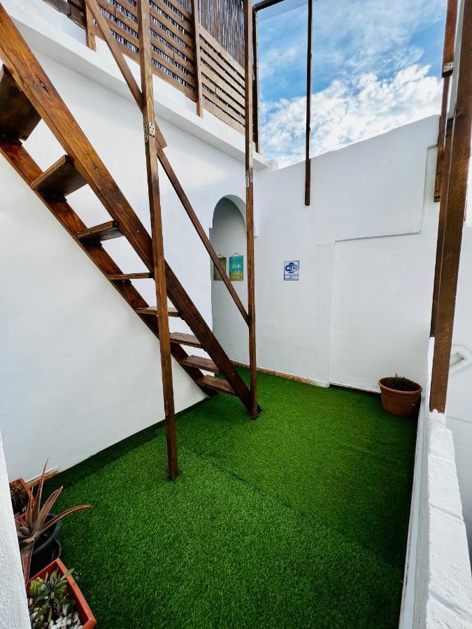 Bed and Breakfast El Jardin De Iris Санта-Крус-де-Тенерифе Экстерьер фото
